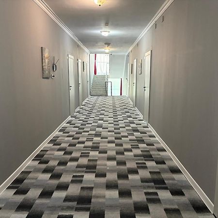 Гостиница Райхан Atyrau Ngoại thất bức ảnh